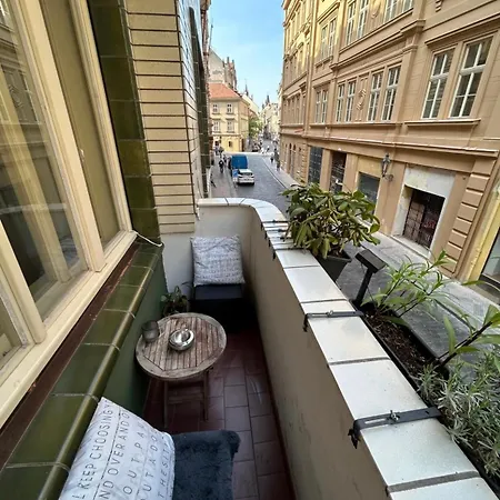 Cozy With Balcony Apartmán Praha